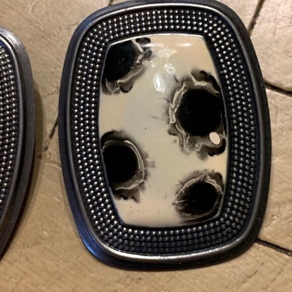 Vintage Gunmetal Black & White Earrings - Picture 3 of 7